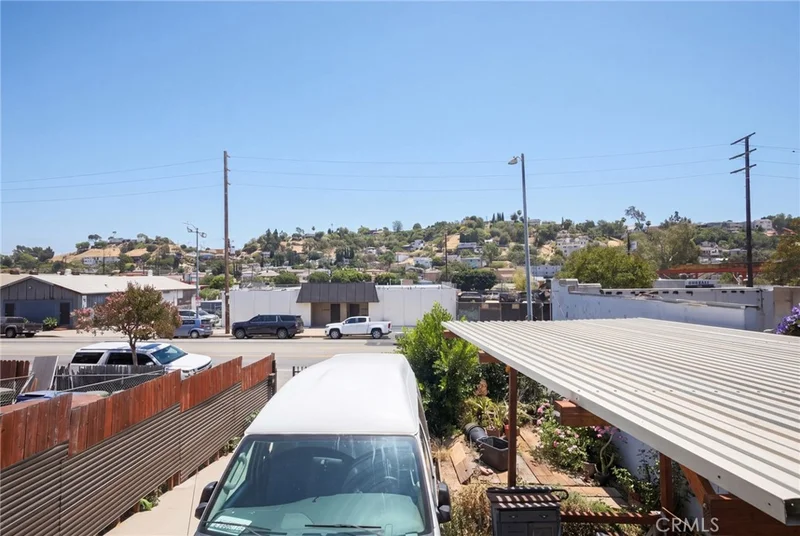 5063 Alhambra Avenue photo 2