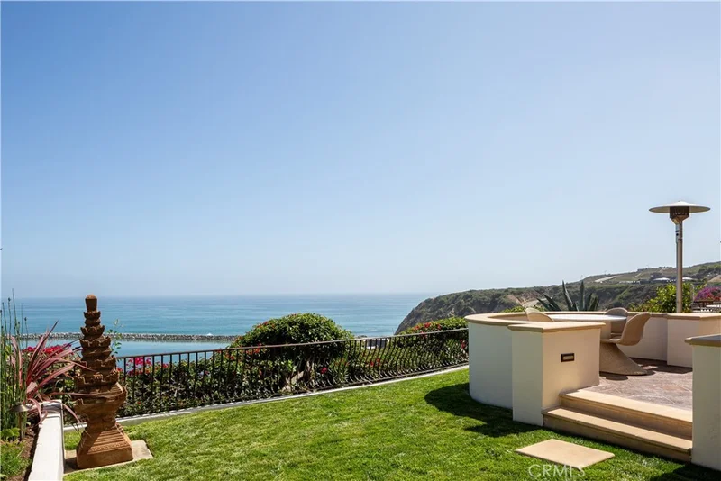 24352 Santa Clara photo 2