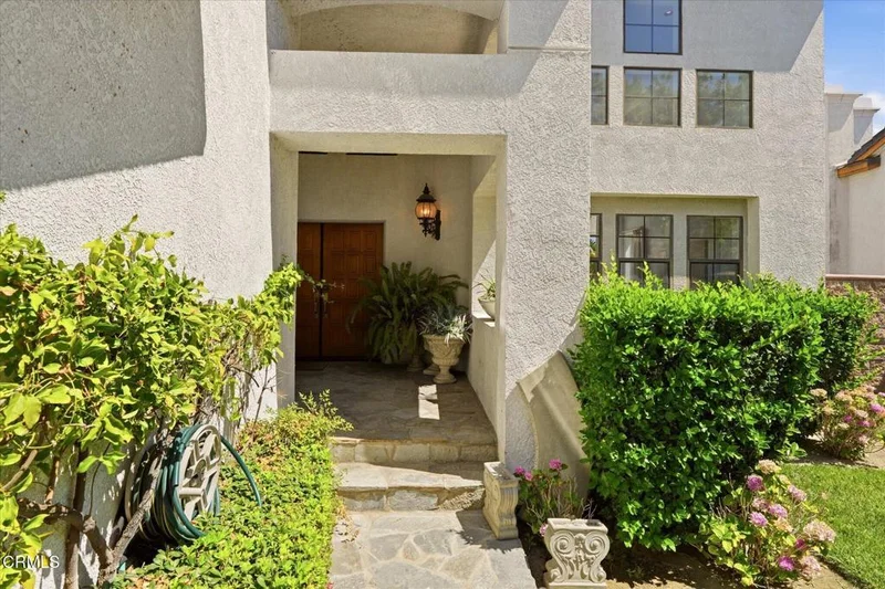 2735 Hidden Hills Way W photo 2
