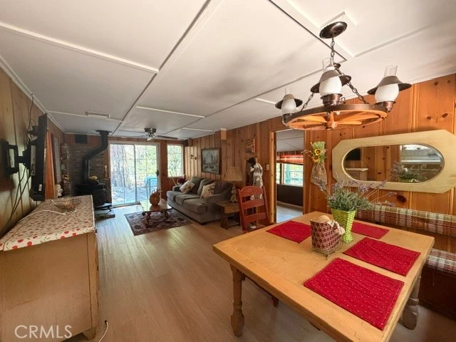 Interior 3