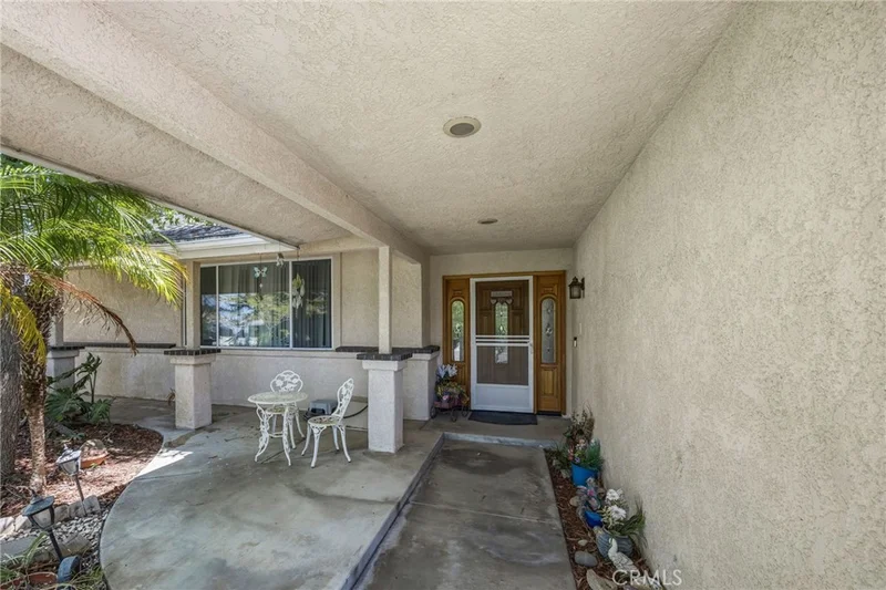 Photo 2 of 2383 Hialeah Circle