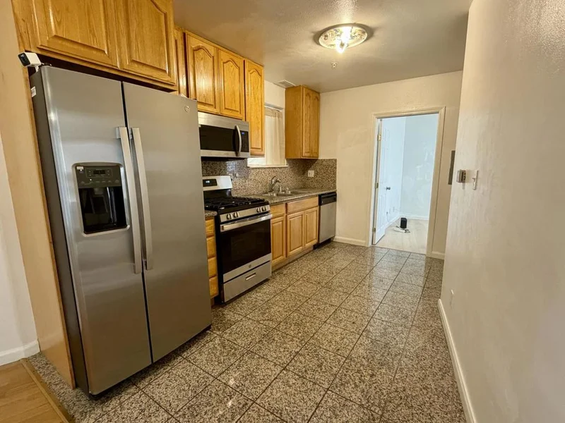 5301 Mission Street 1