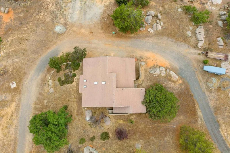 23660 Old Ranch Rd photo 2