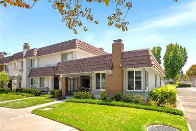 6913 Kent Way photo 2