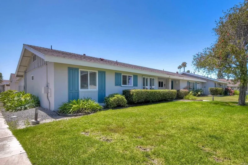 3755 Vista Campana N 6 photo 2