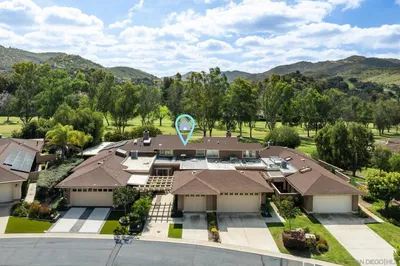8647 Circle R Valley photo 2