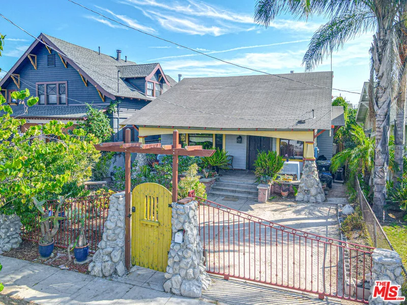 2230 INEZ Street