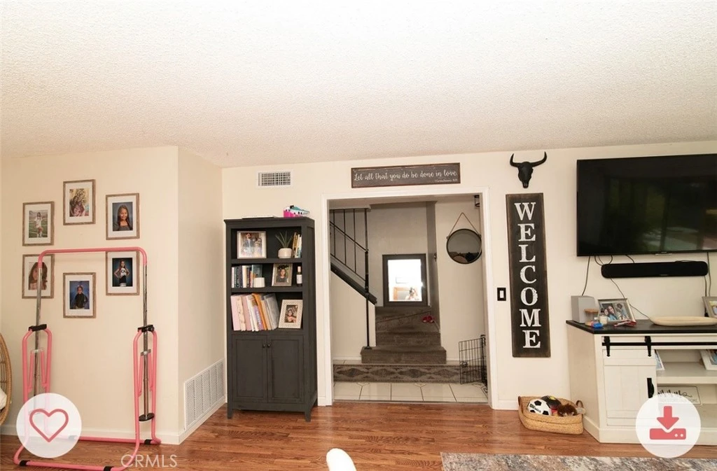 Interior 2