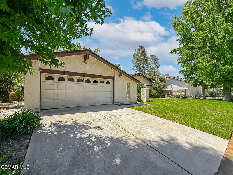 3761 Patrick Henry Place photo 2