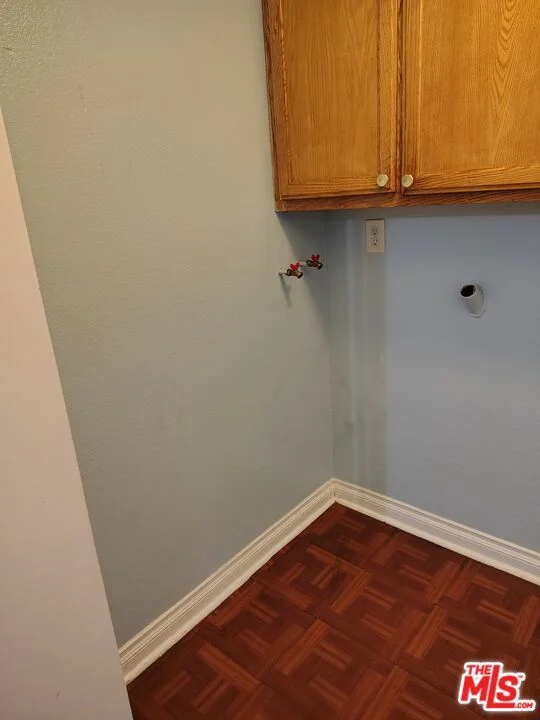10516 Avalon Boulevard photo 2