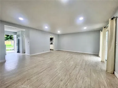624 S Sullivan 15D photo 2