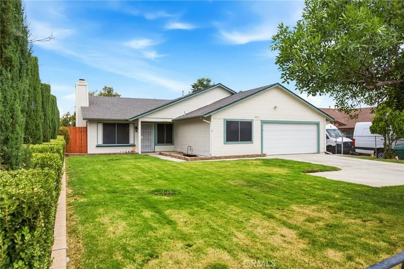 5847 Central Avenue photo 2