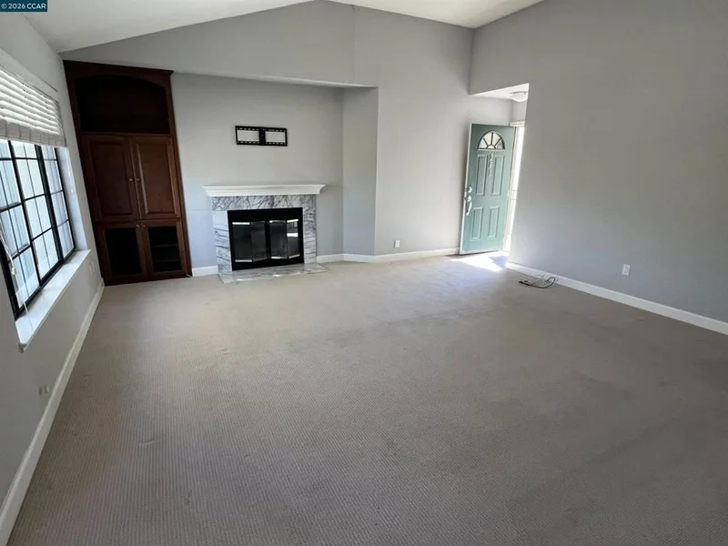 85 TAHOE CT photo 2