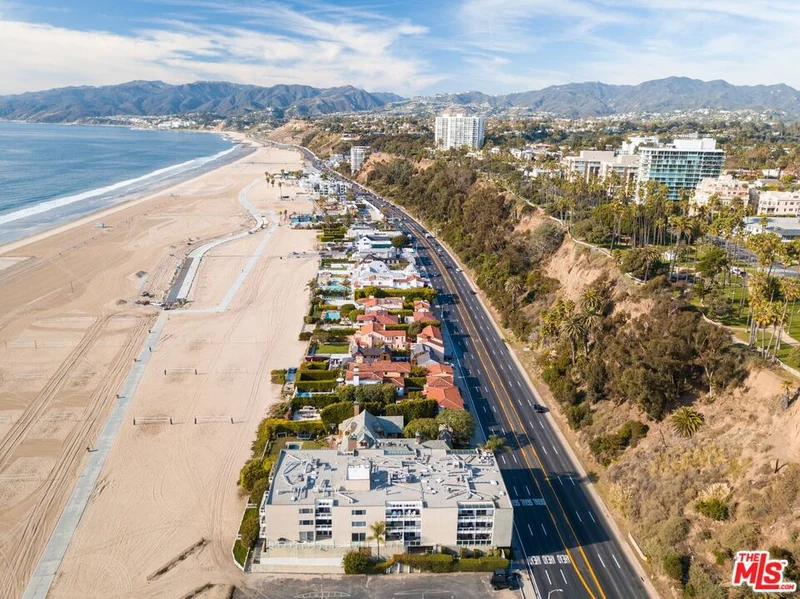 723 Palisades Beach Road 217