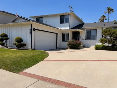 2871 W 226th