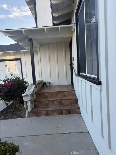 2871 W 226th photo 2