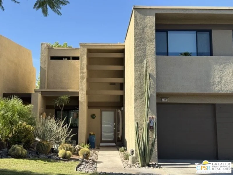 1233 S Tiffany Circle, Palm Springs, CA 92262