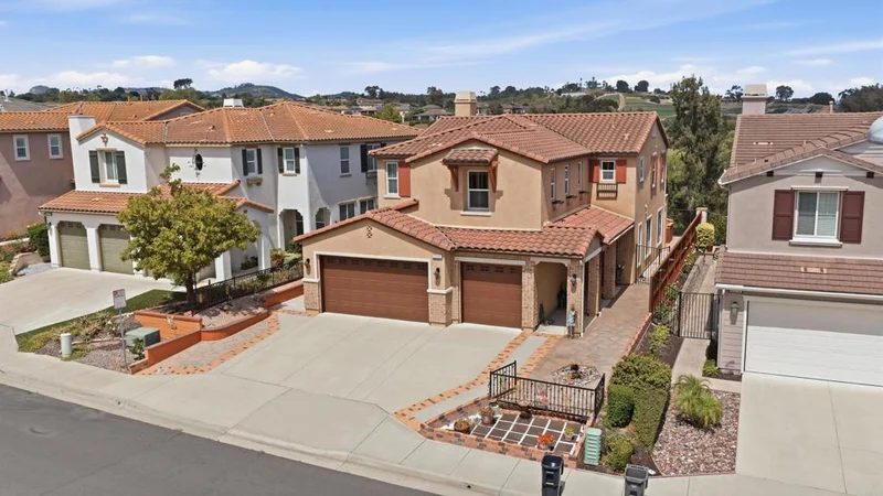 Photo 2 of 1268 Bellingham Drive