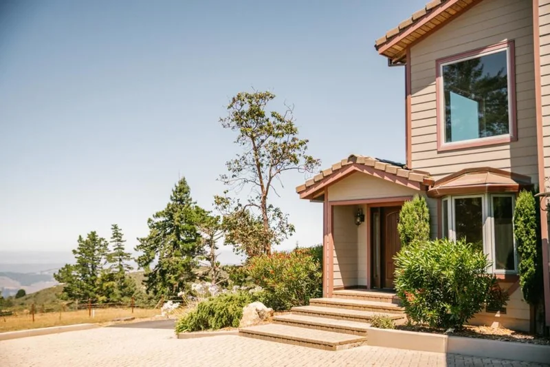 300 Corona Road photo 2