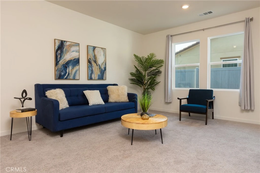 Interior 3