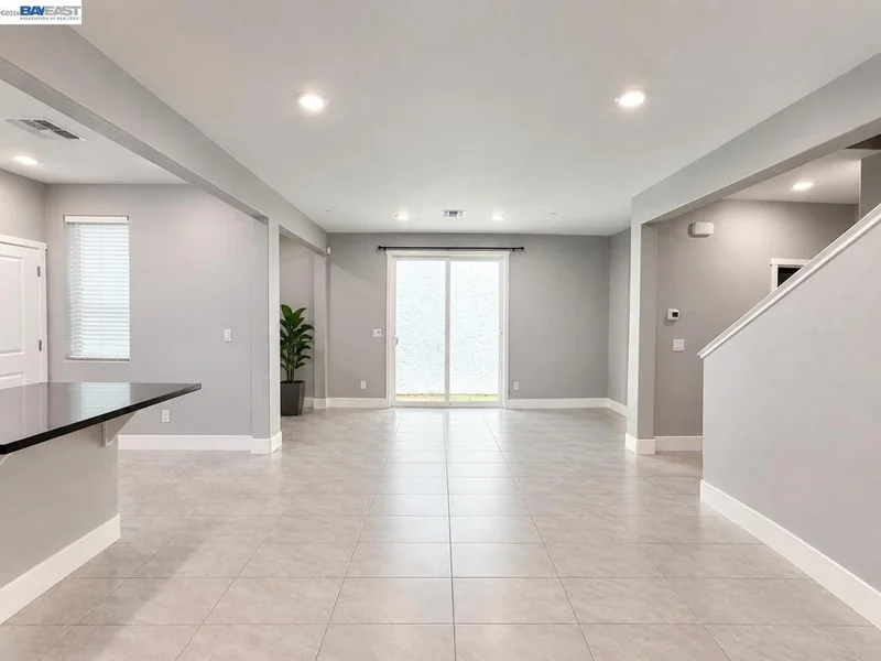 3141 Bluebird court photo 2