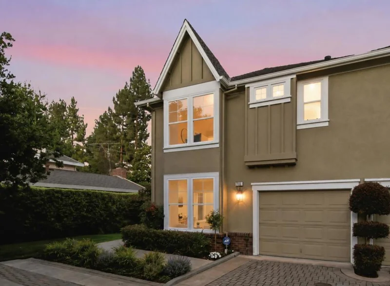 711 Valparaiso Avenue, Menlo Park, CA 94025