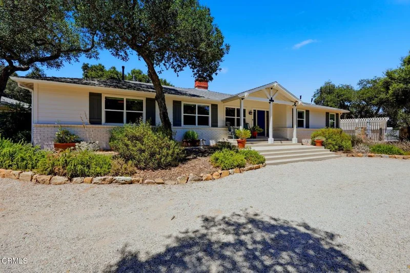 627 E Villanova, Ojai, CA 93023