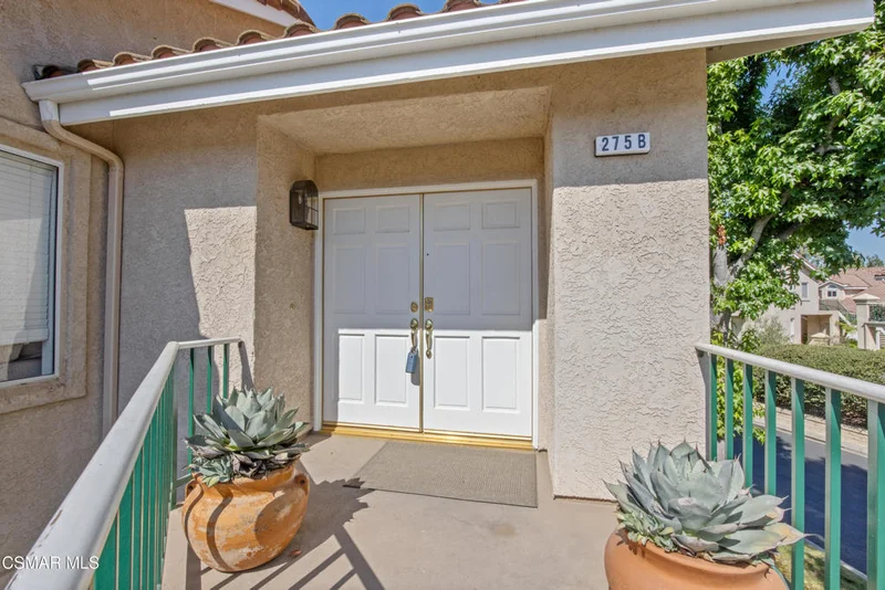Photo 2 of 275 Ridgeton Lane B