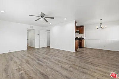 10757 Hortense Street 303 photo 2