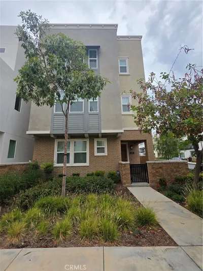 11015 Deckhouse