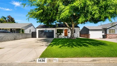 1436 N Frederic photo 2