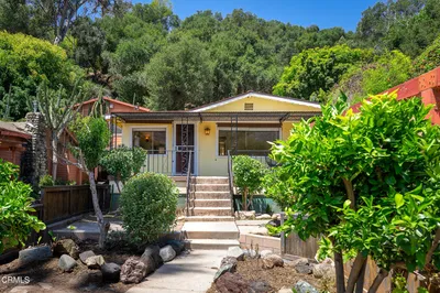 8111 Santa Ana Road