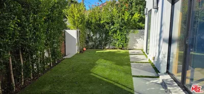 3021 Stanford Avenue photo 2