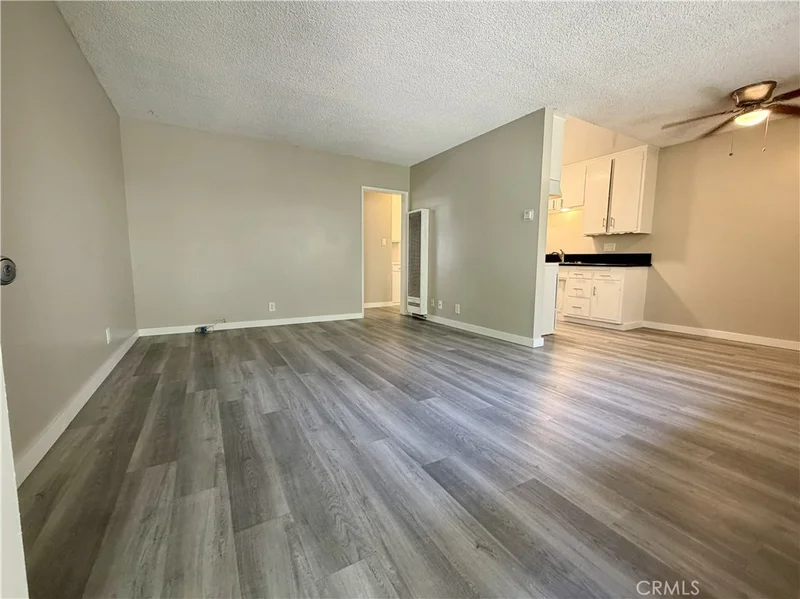 2309 Cedar