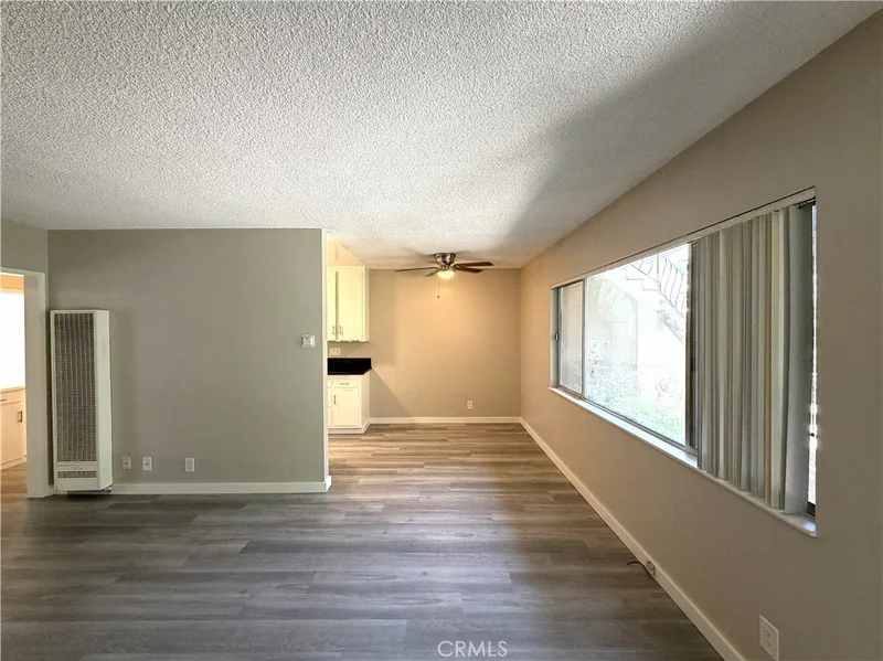 2309 Cedar photo 2