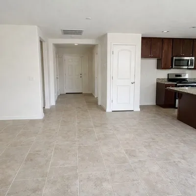 2035 W Chianti Way photo 2