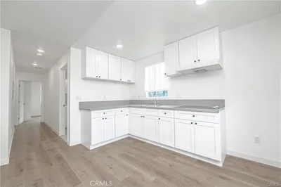 250 E 79th 1/2 photo 2