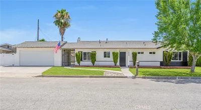 1404 E Louisa Avenue