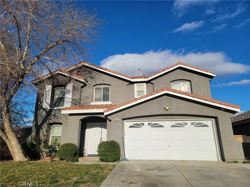 43650 Castle Circle