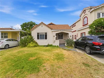 9231 Hunt Avenue photo 2