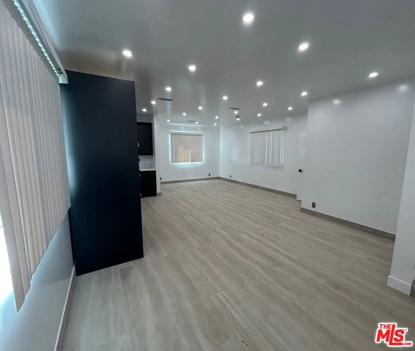 Interior 2