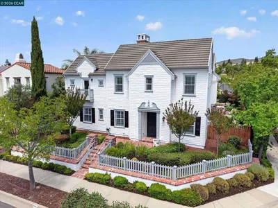 1967 Casablanca St photo 2