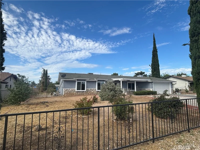17669 Main Street photo 2