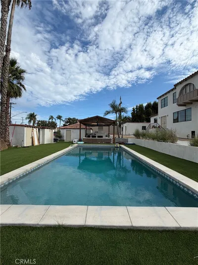 3454 W 48th Street photo 2