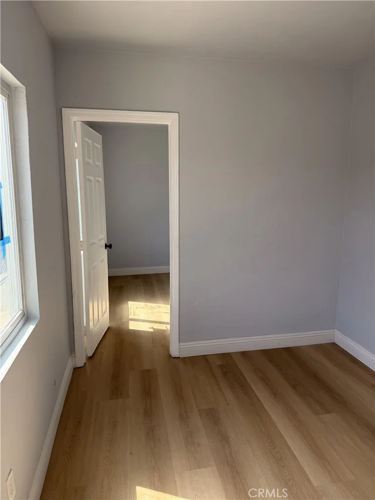 16826 S Western 3C