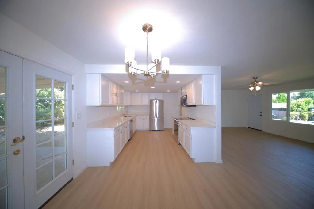 Interior 3