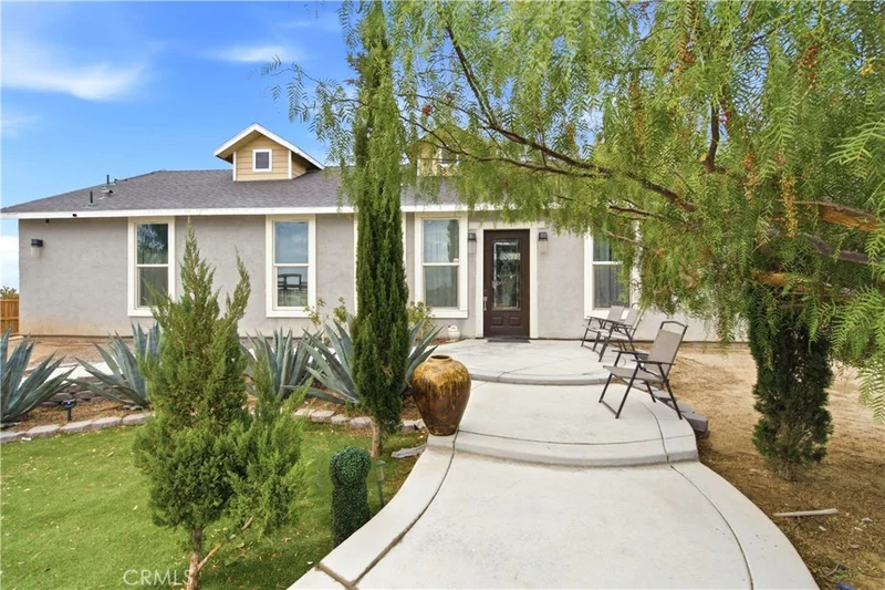 13225 Mountain
