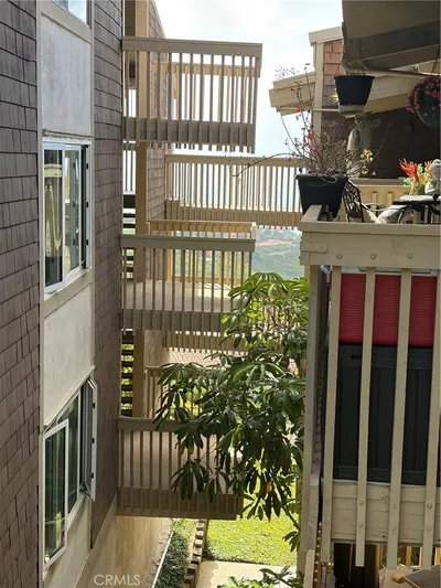 6542 #D408 Ocean Crest Dr. photo 2