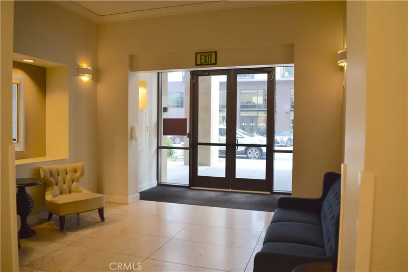 Photo 2 of 301 Mission Avenue 409