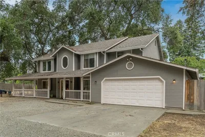 1339 W Sacramento photo 2